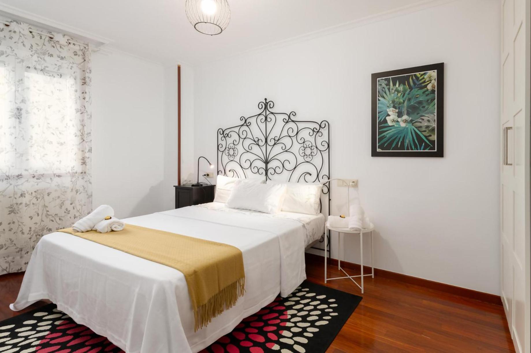 Apartamento Luisa Хихон Экстерьер фото